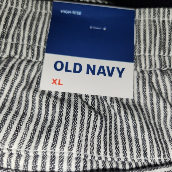 Pants - Picture 6 of 8